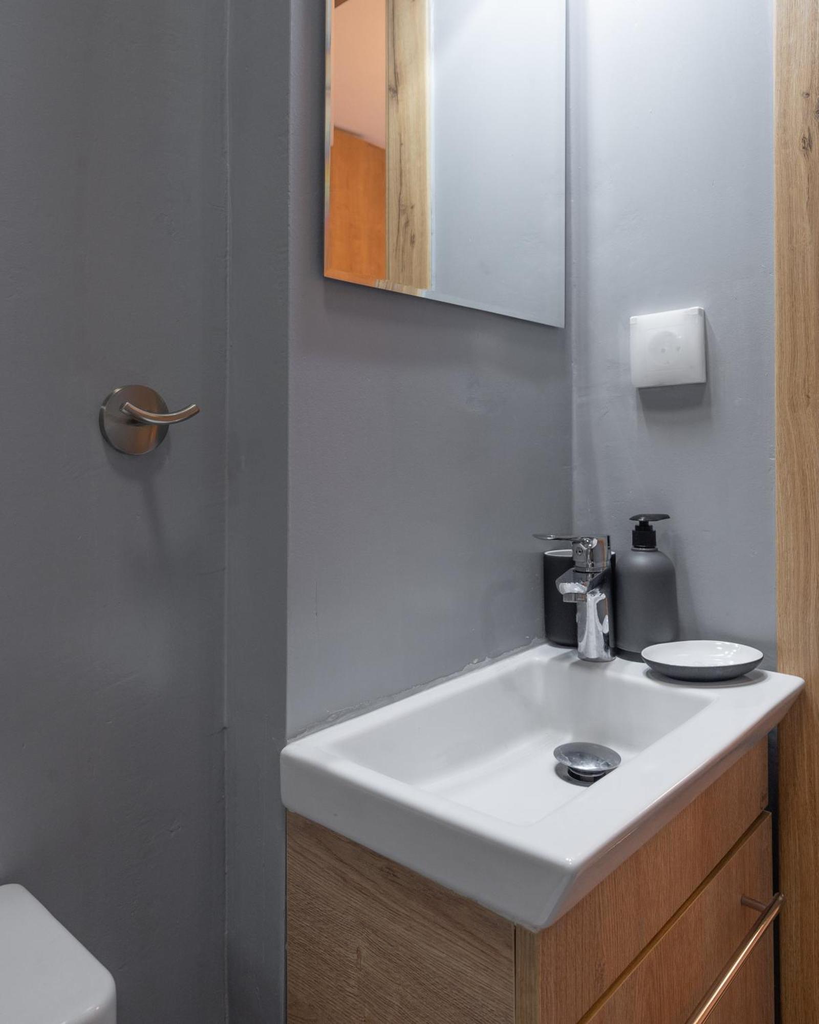 Central Kolonaki Flat C - Greecing Athena Bagian luar foto