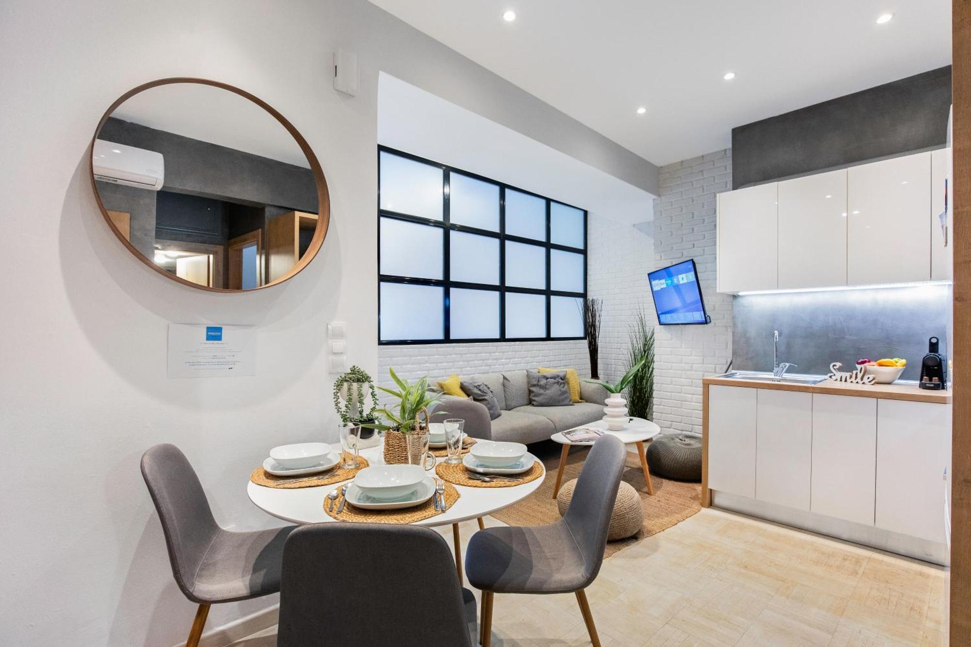 Central Kolonaki Flat C - Greecing Athena Bagian luar foto